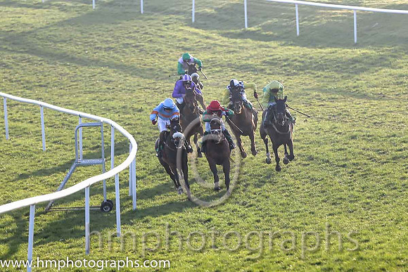 03rd - Ballybryan (01)  Mr D G Lavery (5)  Trainer : J A Nash  light blue and orange hoop