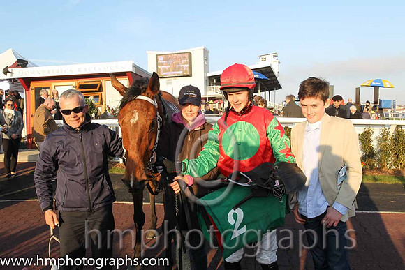 01st - Celldomfed (02)  Mr F Maguire (7)  Trainer : A Maguire  red, green spot