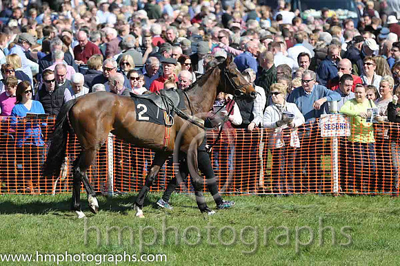 Large crowds at East Antrim Pounds P2P at Loughanmore on Easter Monday 2015