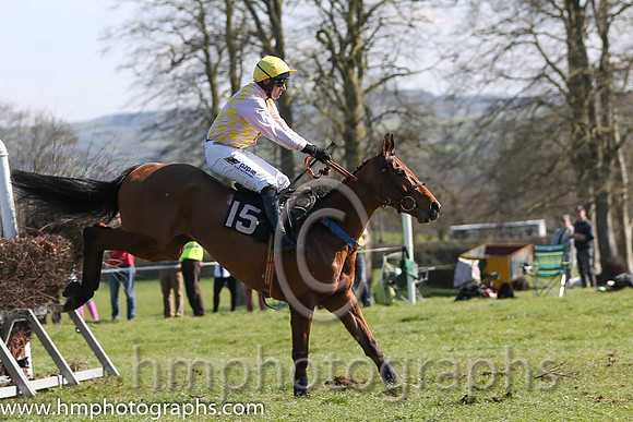 05th - Infantry Soldier (15)  B O'Neill - Trainer: Warren Ewing - pink  yellow check