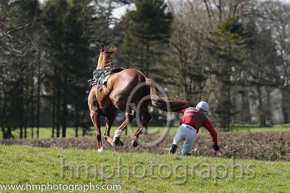 02nd - Maple Mons (4)  B O'Neill - Trainer: D M Christie - red, green chevrons
