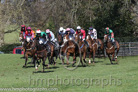 03rd - The Sophster (8)  Derek O'Connor - Trainer: Ben Arthey - green, red diamond