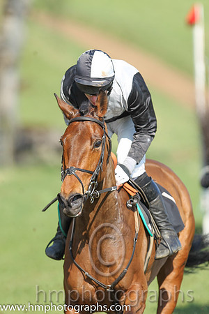 05th F - Ballyoptic (1)  Derek O'Connor - Trainer: I R Ferguson - black  white qrtd