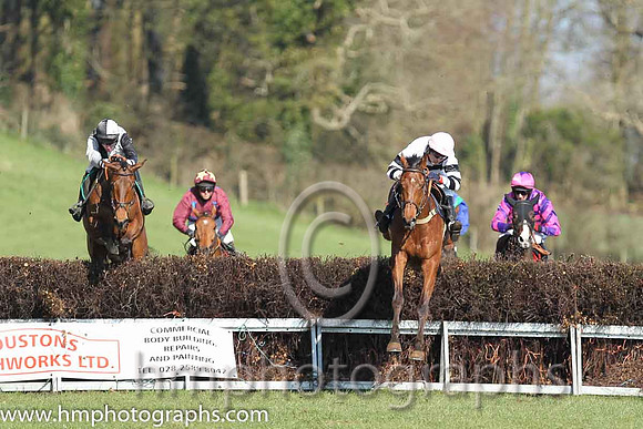 05th F - Ballyoptic (1)  Derek O'Connor - Trainer: I R Ferguson - black  white qrtd  01st - Gonal (7)  N Gault - Trainer: John Bryson - black  white hoops