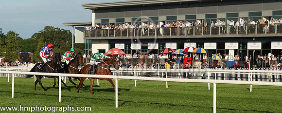 01st Champella and T.P. Harney(7) (3 ,green, white sash ), Trainer:Ross O'Sullivan , Owner:Sarsfields Racing Syndicate