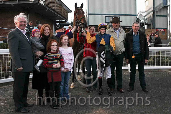 Blue Cannon & C P Hoban - Winner (15, dark blue, yellow diamond) - IMG_0129-e