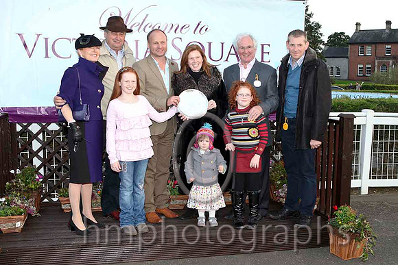 Blue Cannon & C P Hoban - Winner (15, dark blue, yellow diamond) - IMG_0142-e2