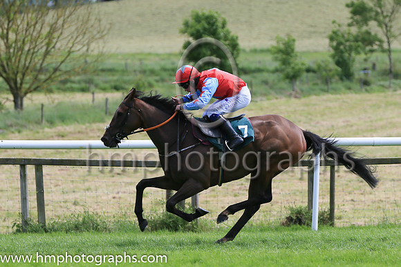 02nd Rodney Bay (3 ,red and white diabolo ) Jockey: P J O'Hanlon(5) ,Trainer: Joseph Anthony Murray