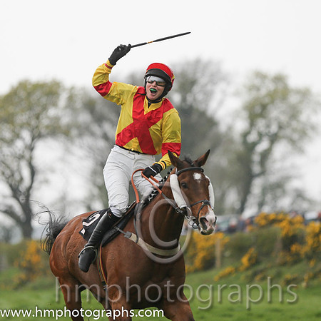 01st Deputy Consort ( 2 ) and Ms K Ferris - Trainer : Eoin G Barry - yellow, red cross belts