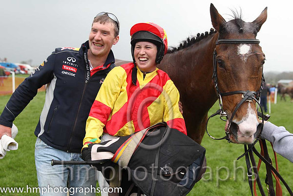 01st Deputy Consort ( 2 ) and Ms K Ferris - Trainer : Eoin G Barry - yellow, red cross belts