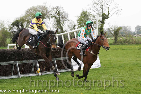 03rd Just One Moment ( 7 ) and M Scallan - Trainer : Shirley Berry - yellow, purple chevrons and 05th UR Mo Chailin ( 9 ) and R James - Trainer : Sean Thomas Doyle - green, orange spots