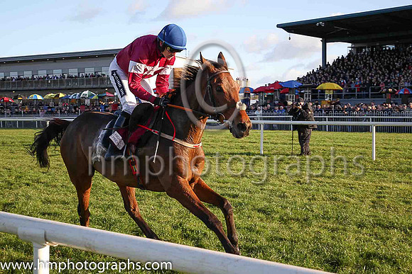 01st Valseur Lido and R Walsh ( 7 , maroon, white star, blue cap ) Trainer - H de Bromhead , Owner - Gigginstown House Stud