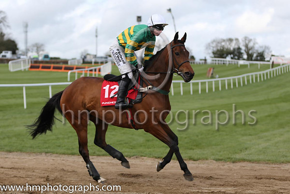01st Wish Ye Didnt ( 12 , orange and green hoops ) and N. Carberry - Trainer : E. Bolger - Owner : John P. McManus
