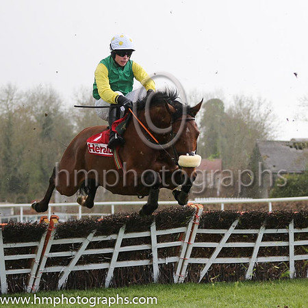 03rd Blair Perrone ( 1 , green, yellow sleeves ) and D.F. O'Regan - Trainer : A.J.Martin - Owner : John Breslin