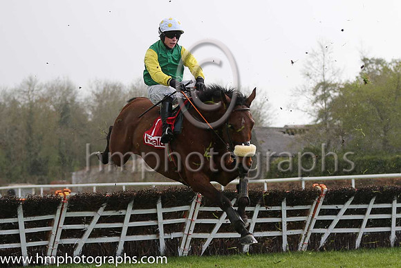 03rd Blair Perrone ( 1 , green, yellow sleeves ) and D.F. O'Regan - Trainer : A.J.Martin - Owner : John Breslin