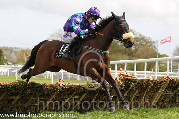 18th Ted ( 17 , purple, emerald green spots ) and B.T. O'Connell - Trainer : P.J. Rothwell - Owner : Lorcan Higgins