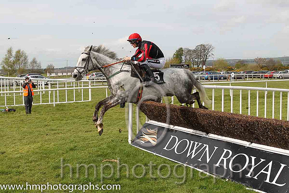 07th F Special Bar ( 5 , black, red star ) and D.E. Mullins - Trainer : Michael O'Hare - Owner : Mrs Tracey O'Hare