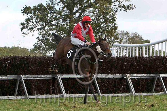 Knockans Breeze & W Thompson - 4th (5, red, white cross belts) - FT8E7061-e