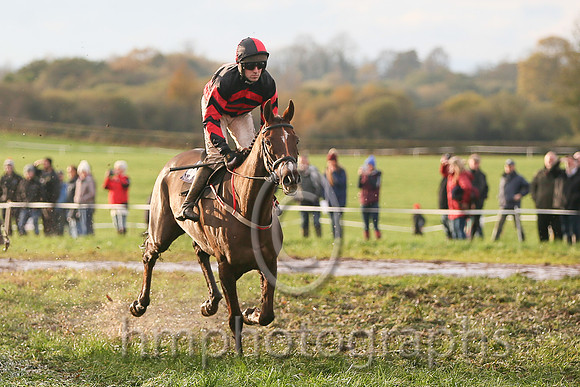 01st YOU MUST KNOW ME and B O'Neill ( 4 , RED,black chevrons; red,black chevrons sleeves; red  black qtd cap ) Trainer: D.M. Christie,, Owner : Alistair Corrigan