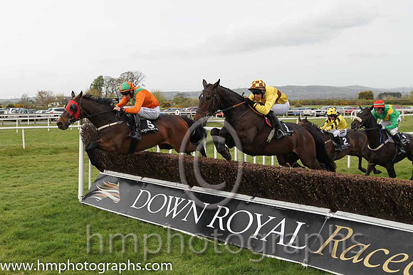 06th Illusion Of Time ( 5 , orange, green cross sashes ) and D.G. Lavery (5) - Trainer : R. K. Watson - Owner : Mrs H-L Watson