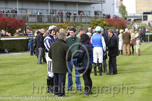 05th Last Encounter ( 10 , black, pink epaulettes ) and P.W. Mullins - Trainer : Ms Margaret Mullins - Owner : Ms Mary Mullins