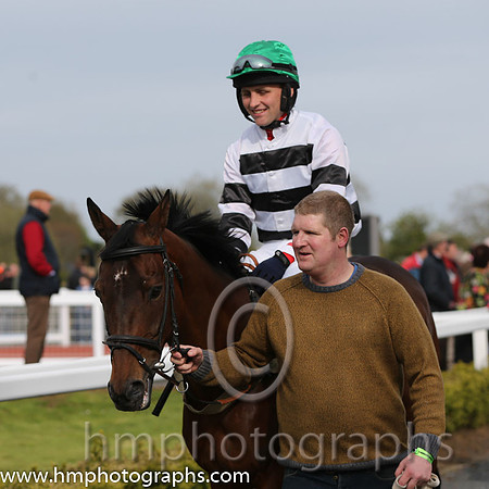 16th Aye Paddy Too ( 2 , green, white sleeves ) and N. Gault (7) - Trainer : W J Bryson - Owner : W J Bryson