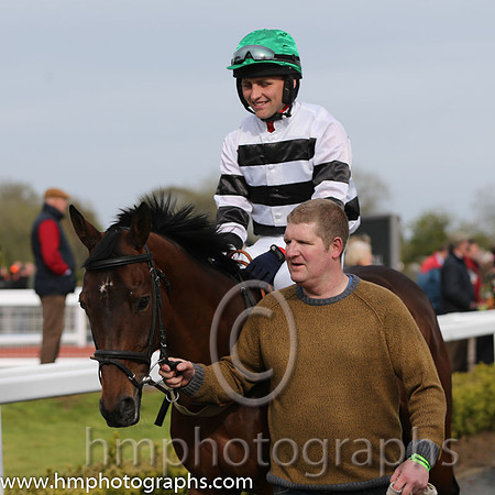 16th Aye Paddy Too ( 2 , green, white sleeves ) and N. Gault (7) - Trainer : W J Bryson - Owner : W J Bryson