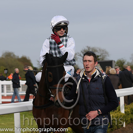 18th Jimmy Breekie ( 9 , black, white cap ) and S. Crawford - Trainer : S.R.B. Crawford - Owner : W.I. MacKenzie