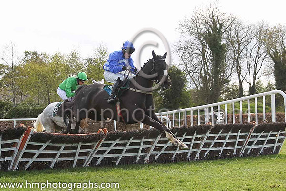 19th Mr Diablo ( 13 , blue and white chevrons ) and L.P. Dempsey (5) - Trainer : J.P.Dempsey - Owner : Aidan Glynn
