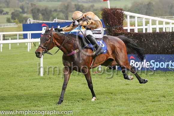 01st Felix Yonger ( 3 , black and beige halvd ) and D.E. Mullins - Trainer : W.P. Mullins - Owner : Andrea Wylie/Graham Wylie