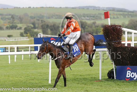 06th Twinlight (FR) ( 10 , orange ) and P. Townend - Trainer : W.P. Mullins - Owner : M.L. Bloodstock Limited