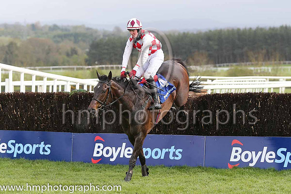 07th Flemenstar ( 4 , red and white diamonds ) and K.M. Donoghue - Trainer : A.J.Martin - Owner : Stephen Curran
