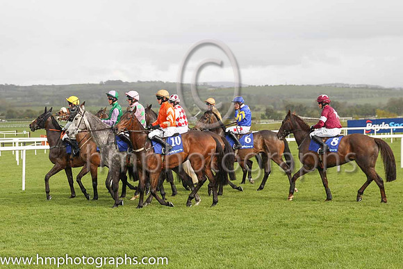 The start of the BoyleSports Champion Chase (Grade 1)