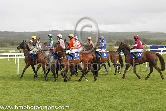 The start of the BoyleSports Champion Chase (Grade 1)