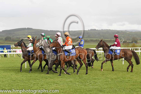 The start of the BoyleSports Champion Chase (Grade 1)