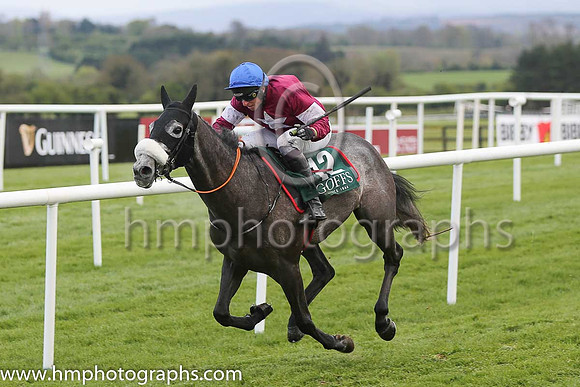 Petit Mouchoir &amp; J J Codd win R5 Goffs Land Rover Bumper INH Flat Race at Punchestown on 28 April 2015
