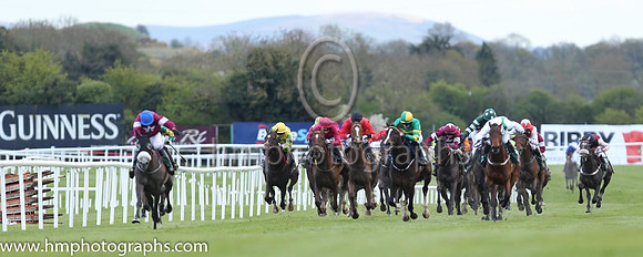 01st Petit Mouchoir (FR) ( 12 , maroon, white star ) and - Trainer : Gordon Elliott - Owner : Gigginstown House Stud