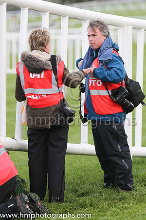 Caroline Norris and Edward Whitaker in discussion at Punchestown 2015