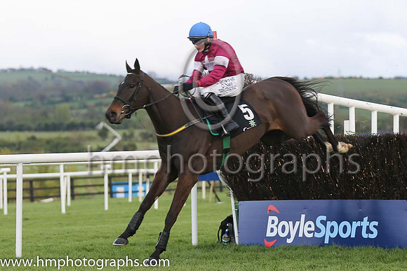 02nd Wounded Warrior ( 5 , maroon, white star ) and P. Townend - Trainer : Noel Meade - Owner : Gigginstown House Stud