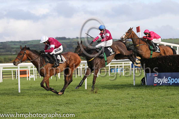 01st Valseur Lido (FR) ( 4 , maroon, white star ) and R. Walsh - Trainer : W.P. Mullins - Owner : Gigginstown House Stud