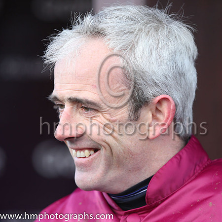 01st Valseur Lido (FR) ( 4 , maroon, white star ) and R. Walsh - Trainer : W.P. Mullins - Owner : Gigginstown House Stud