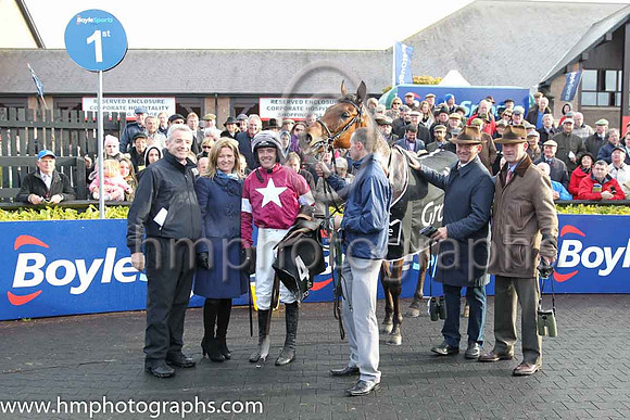 01st Valseur Lido (FR) ( 4 , maroon, white star ) and R. Walsh - Trainer : W.P. Mullins - Owner : Gigginstown House Stud