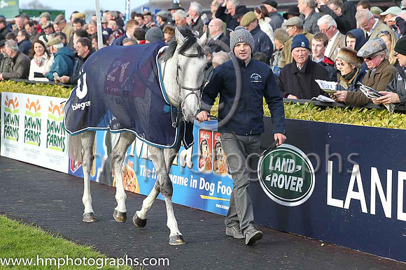 03rd Weyburn ( 21 , light blue, dark blue seams ) and S. Crawford - Trainer : S.R.B. Crawford - Owner : S.R.B. Crawford