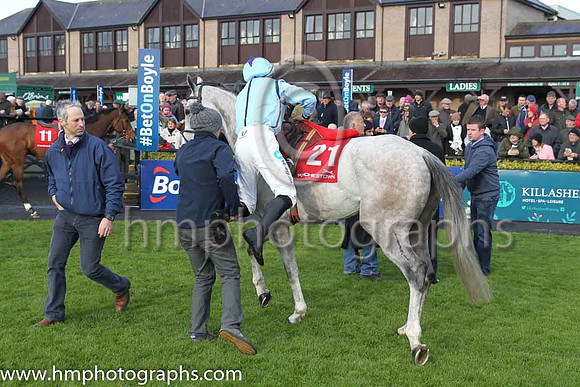 03rd Weyburn ( 21 , light blue, dark blue seams ) and S. Crawford - Trainer : S.R.B. Crawford - Owner : S.R.B. Crawford