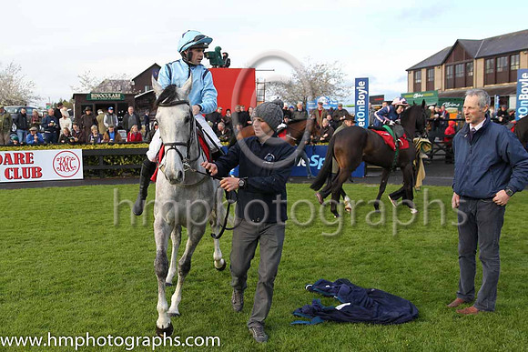 03rd Weyburn ( 21 , light blue, dark blue seams ) and S. Crawford - Trainer : S.R.B. Crawford - Owner : S.R.B. Crawford
