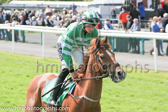 04th Mr Moondance (6 ,emerald green and white hoops ) Jockey: Jack Foley ,Trainer: Mark Michael McNiff