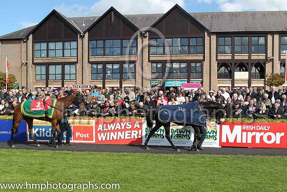 03rd Ned Buntline (GB) ( 3 , orange and green hoops ) and P. Carberry - Trainer : Noel Meade - Owner : John P. McManus &amp; 08th Pires (GB) ( 10 , black, red hollow panel ) and Shane Shortall (5) - T