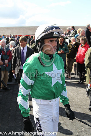 02nd Upazo (FR) ( 8 , green, white star ) and R. Walsh - Trainer : W.P. Mullins - Owner : Philip J. Reynolds/Mrs M McMahon