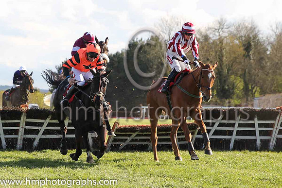 03rd Zabana ( 11 , red and white stripes ) and R.C. Colgan - Trainer : Andrew Lynch - Owner : C.Jones