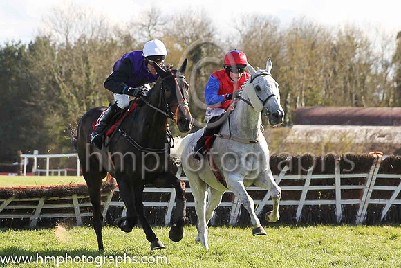 05th Ttebbob ( 10 , purple, dark green star ) and R.M. Power - Trainer : Mrs John Harrington - Owner : David Bobbett
